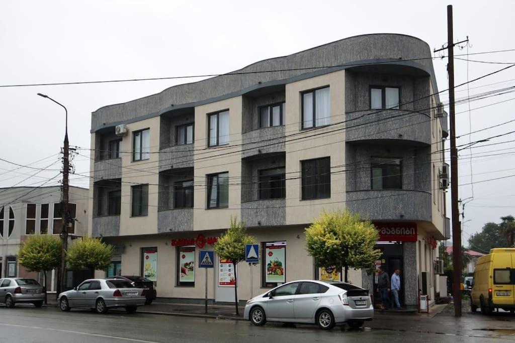 Persona Rooms Zugdidi Exterior photo